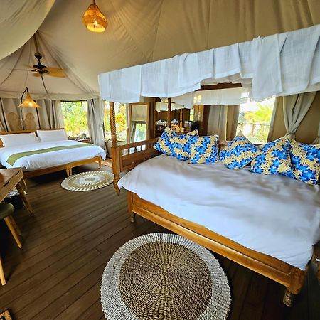 Palau Carolines Resort Koror Exterior foto